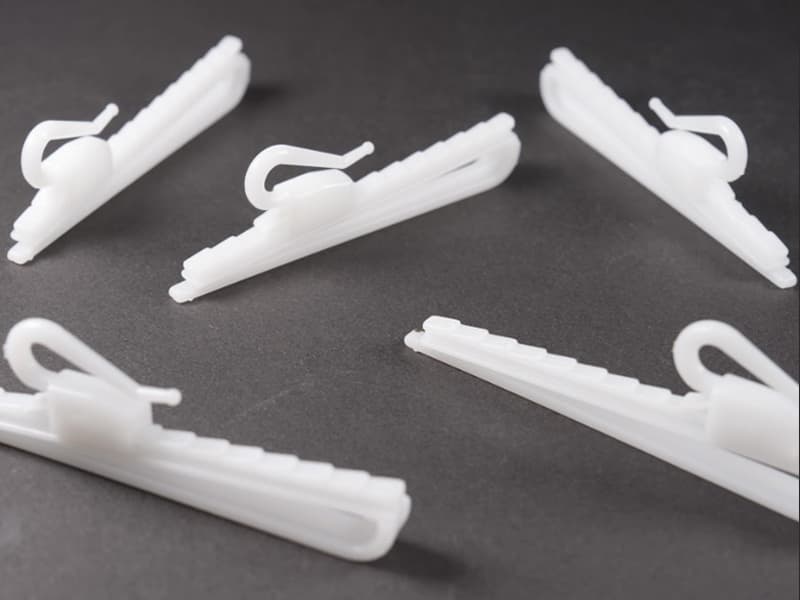 Plastic Adjustable Pinch Pleated Curtain Hook